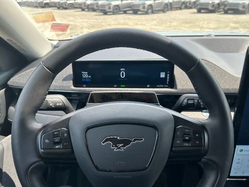 Used 2021 Ford Mustang Mach-E Premium AWD/4WD image 17