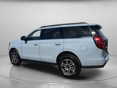 New 2025 Ford Expedition Active image 20