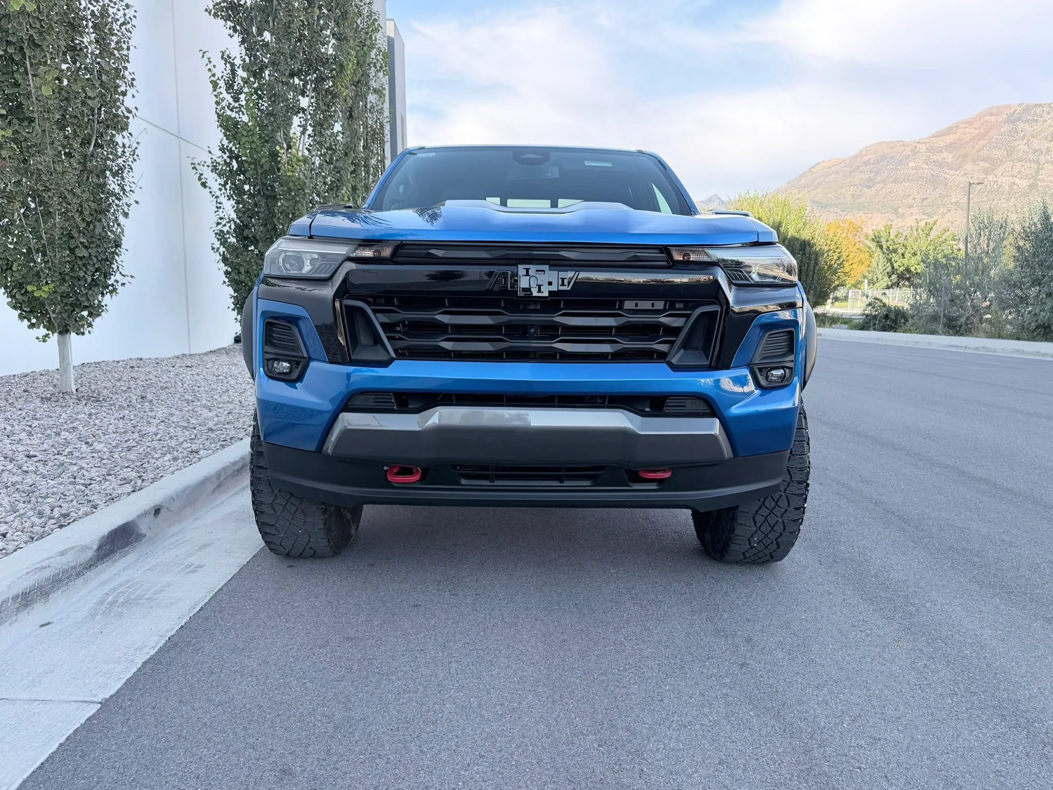 Used 2024 Chevrolet Colorado ZR2 w/ Technology Package AWD/4WD image 13