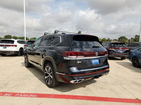 New 2026 Volkswagen Atlas SEL Premium R-Line AWD/4WD image 5