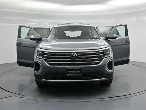 Used 2025 Volkswagen Atlas SEL image 33