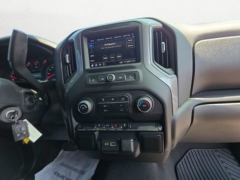 Used 2022 Chevrolet Silverado 1500 Custom AWD/4WD image 20