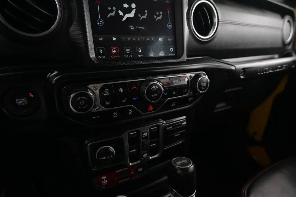 Used 2020 Jeep Wrangler Unlimited Rubicon w/ Quick Order Package 28Y Recon AWD/4WD image 29