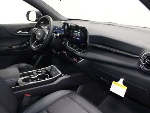 New 2026 Chevrolet Equinox LT w/ Convenience Package II image 22