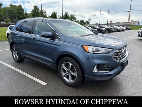 Used 2019 Ford Edge SEL w/ Equipment Group 201A AWD/4WD image 4