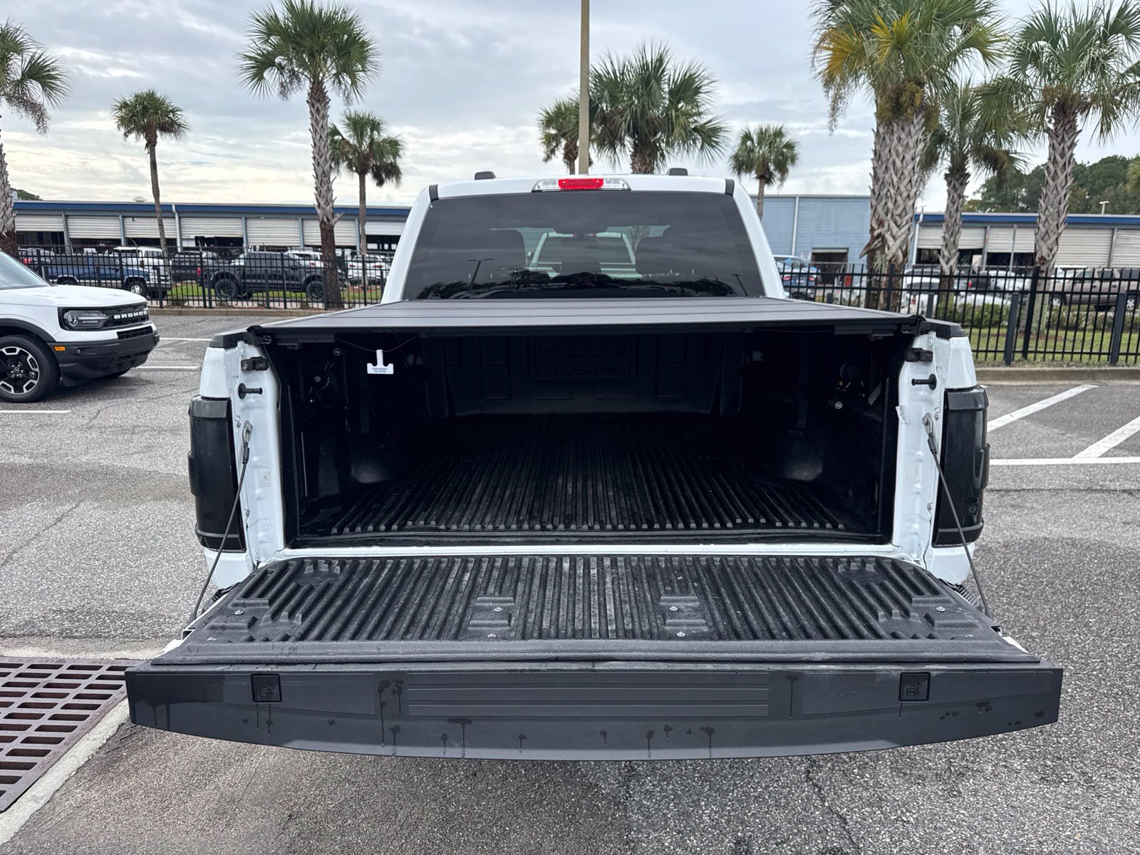 Used 2023 Ford F150 XLT w/ Equipment Group 302A High AWD/4WD image 9