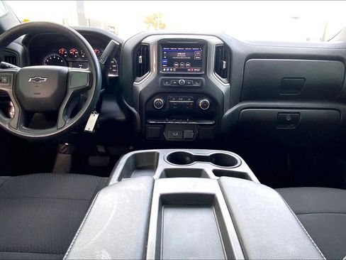 Used 2020 Chevrolet Silverado 1500 Custom Trail Boss w/ Custom Convenience Package image 15