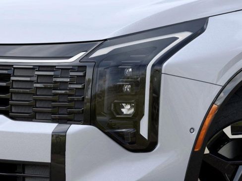 New 2026 Kia Sportage SX image 11