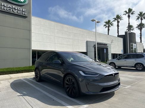 Used 2023 Tesla Model X image 2