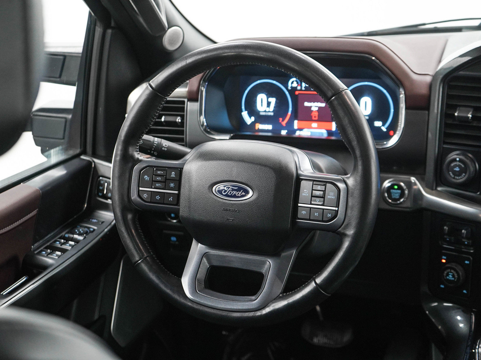 Used 2023 Ford F150 Lariat w/ Equipment Group 502A High AWD/4WD image 14