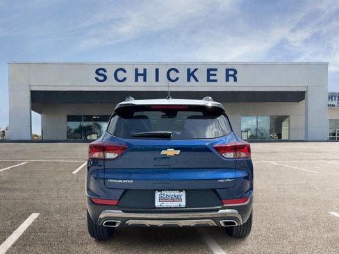 Used 2023 Chevrolet TrailBlazer ACTIV w/ Sun and Liftgate Package FWD image 4