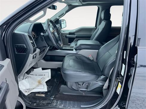 Used 2020 Ford F150 XLT w/ Equipment Group 302A Luxury image 9