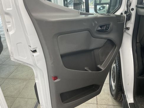 Used 2020 Ford Transit 350 Low Roof RWD image 11
