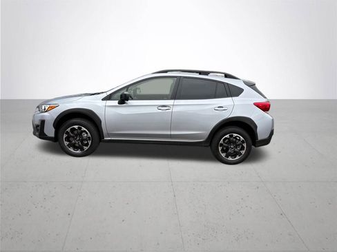 Used 2023 Subaru Crosstrek 2.0i image 9