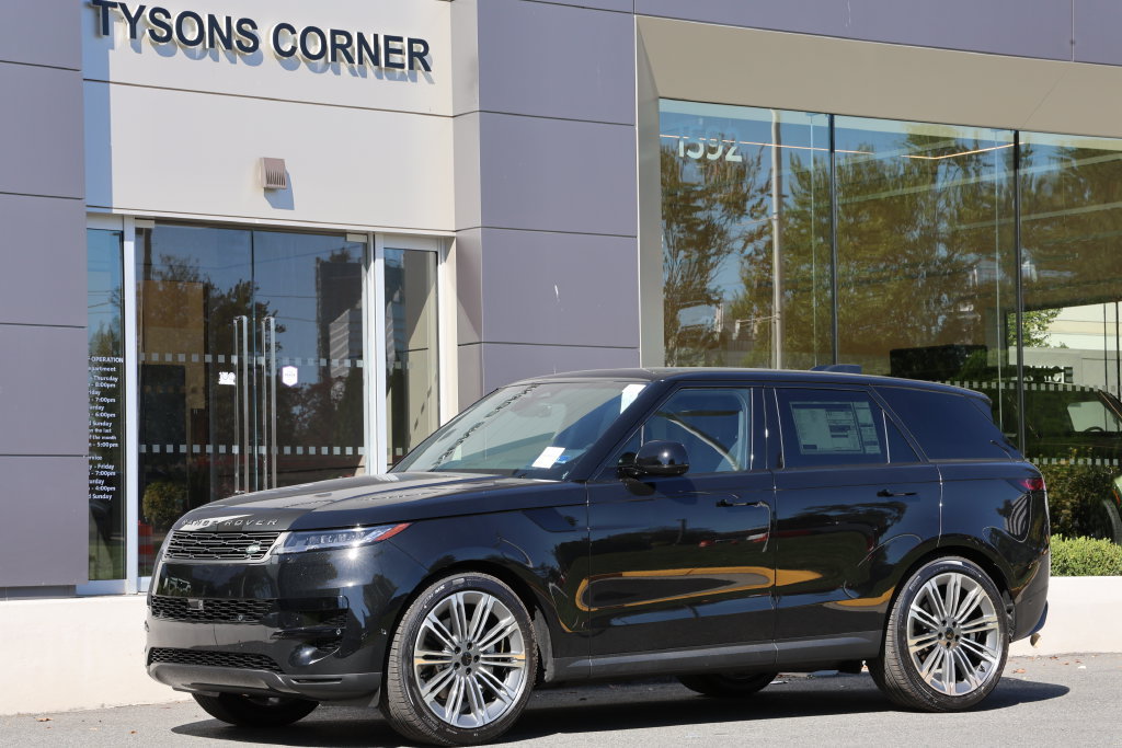 New 2027 Land Rover Range Rover Sport SE AWD/4WD image 1