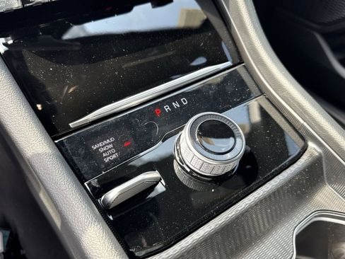 New 2025 Jeep Grand Cherokee L Limited w/ Trailer Tow Package image 28