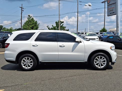 Used 2019 Dodge Durango SXT w/ 3rd Row Seating Group AWD/4WD image 8