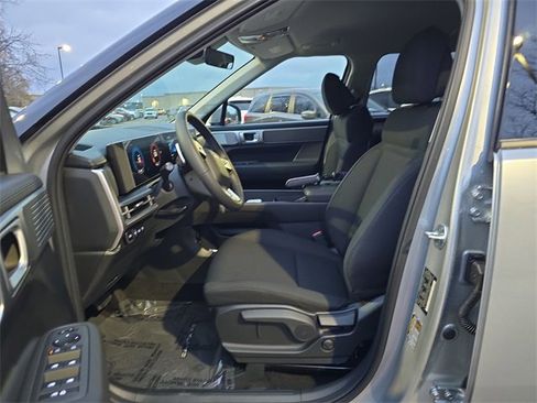 New 2026 Hyundai Santa Fe SE image 11