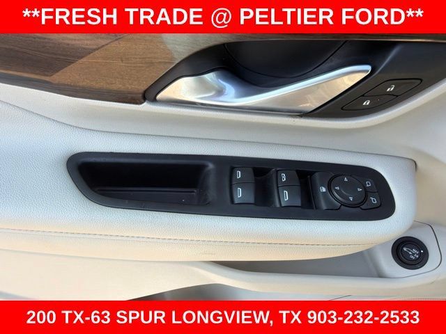 Used 2020 GMC Terrain Denali w/ Denali Premium Package FWD image 20