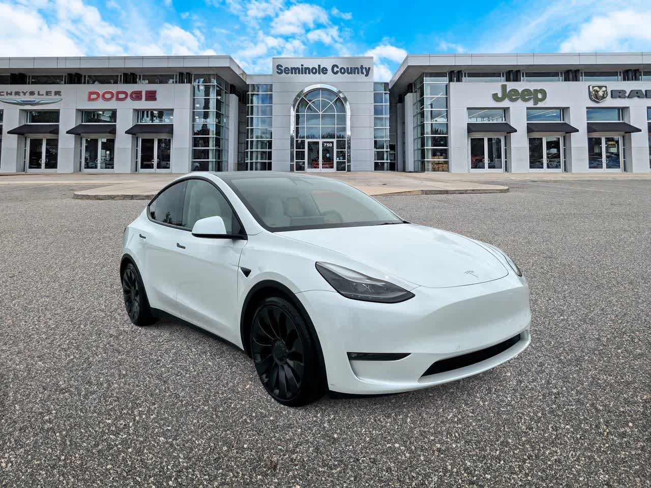 Used 2022 Tesla Model Y Performance AWD/4WD image 2