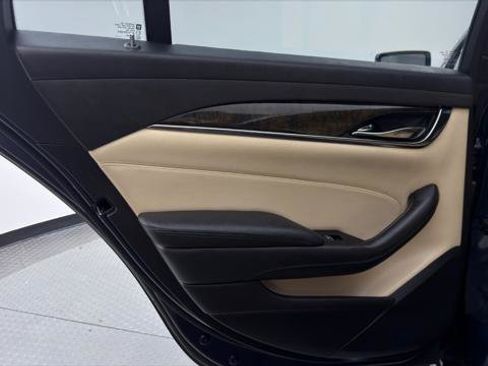Used 2018 Cadillac CTS Luxury RWD image 17