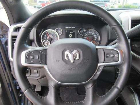 Used 2024 RAM 3500 Big Horn w/ Sport Appearance Package AWD/4WD image 27