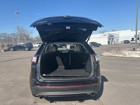 Used 2018 Ford Edge Titanium w/ Equipment Group 301A image 12