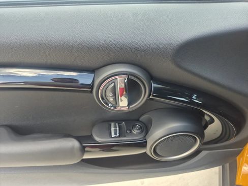 Used 2015 MINI Cooper S FWD image 10
