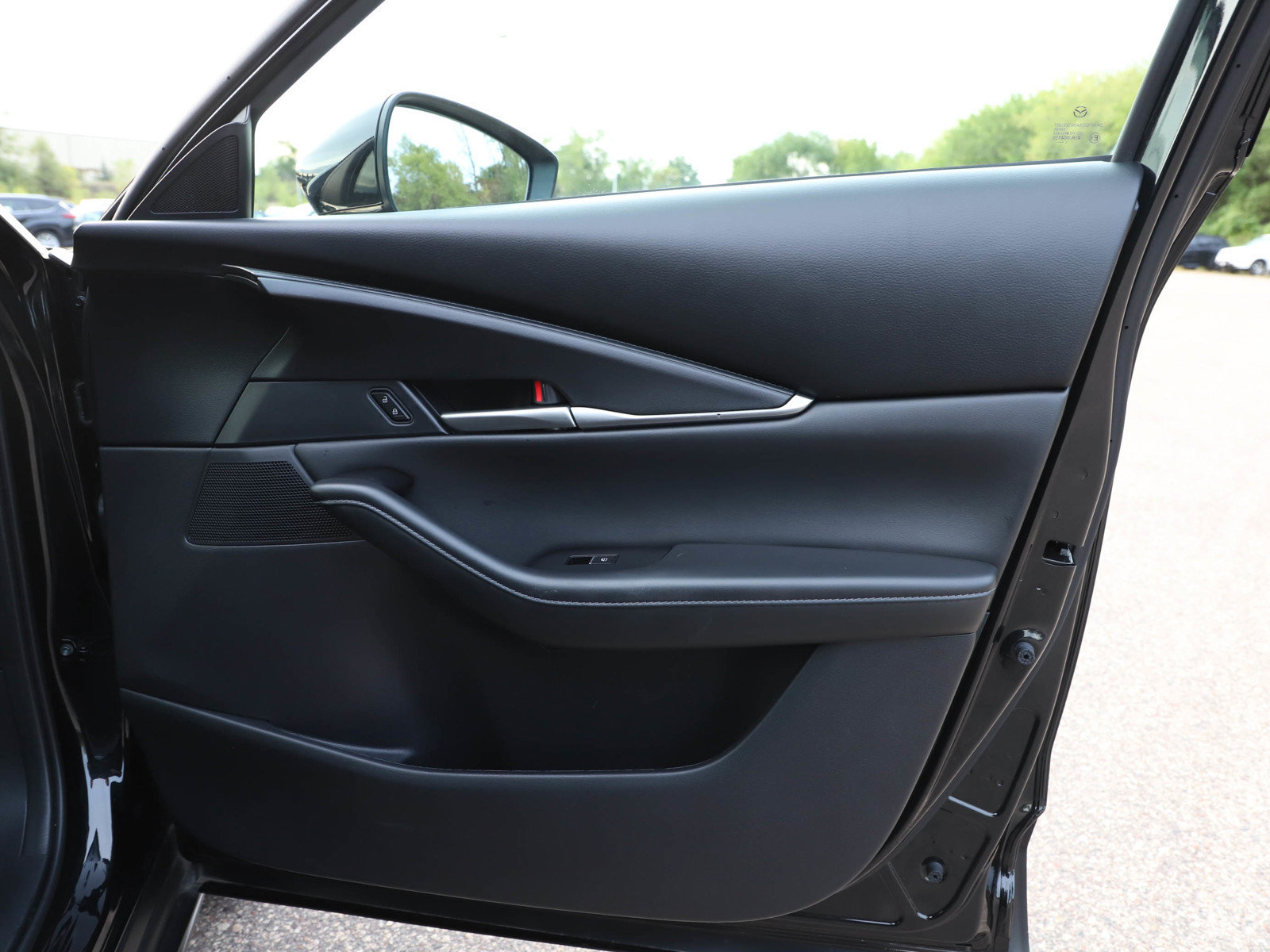 Used 2024 MAZDA CX-30 AWD 2.5 S w/ Select Sport Pkg image 9