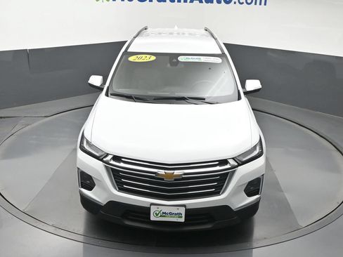 Used 2023 Chevrolet Traverse LT AWD/4WD image 27
