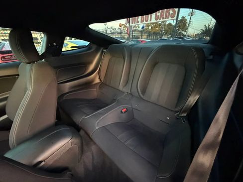 Used 2022 Ford Mustang GT w/ GT Performance Package RWD image 27