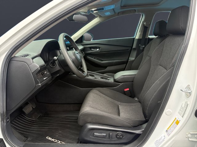 Used 2025 Honda Accord SE image 9