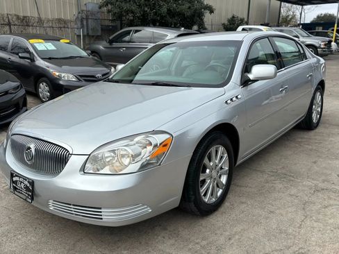 Used 2009 Buick Lucerne CXL image 3