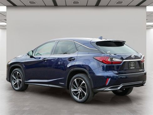Used 2018 Lexus RX 450h AWD image 4