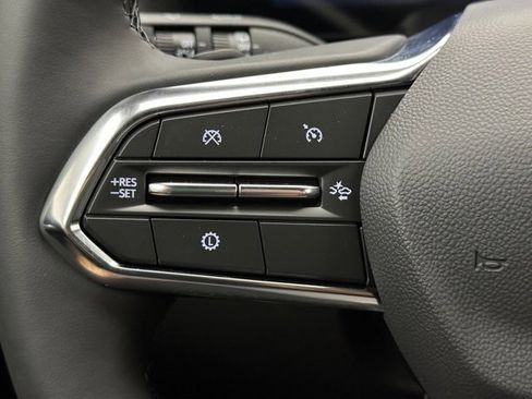 New 2026 Chevrolet Equinox LT w/ Convenience Package II image 9