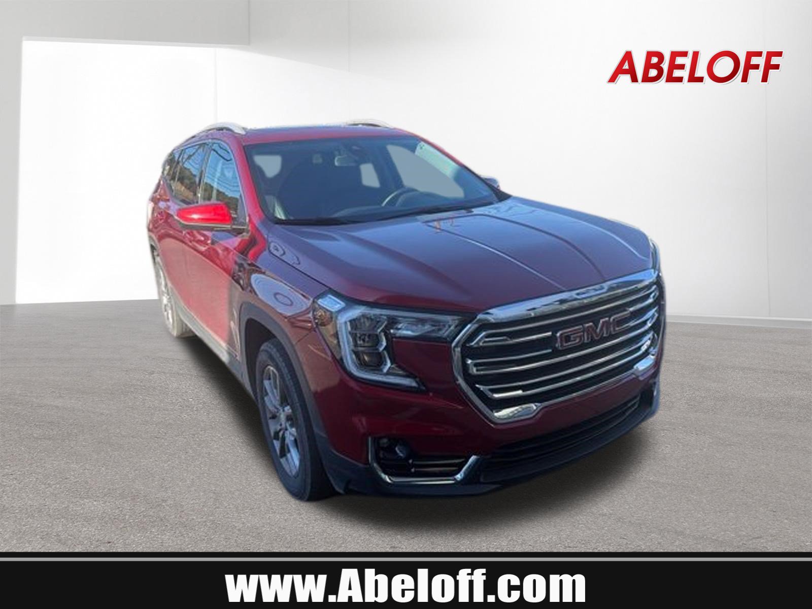 Used 2024 GMC Terrain SLT w/ LPO, Floor Liner Package AWD/4WD image 1