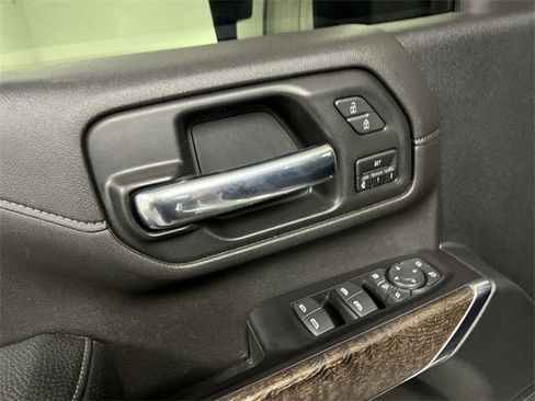 Used 2022 GMC Sierra 2500 Denali w/ Denali Ultimate Package image 23