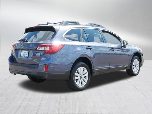 Used 2017 Subaru Outback 2.5i Premium AWD/4WD image 7
