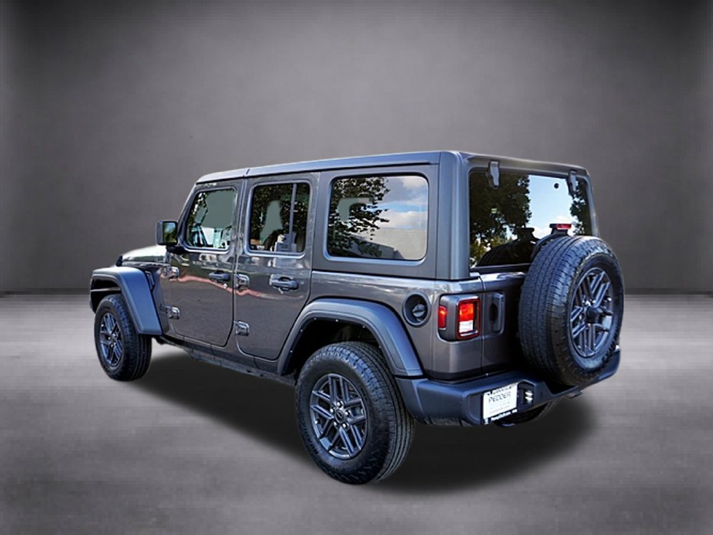 Used 2024 Jeep Wrangler Unlimited Sport AWD/4WD image 7