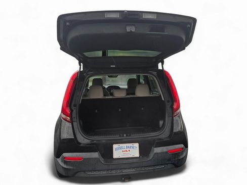 Used 2020 Kia Soul LX image 10