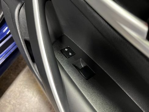 Used 2024 Toyota Corolla SE image 25