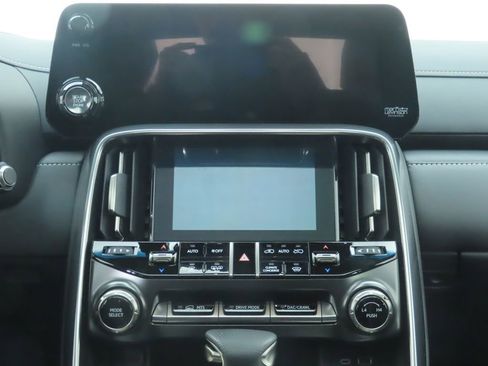 Certified 2024 Lexus LX 600 F Sport image 14