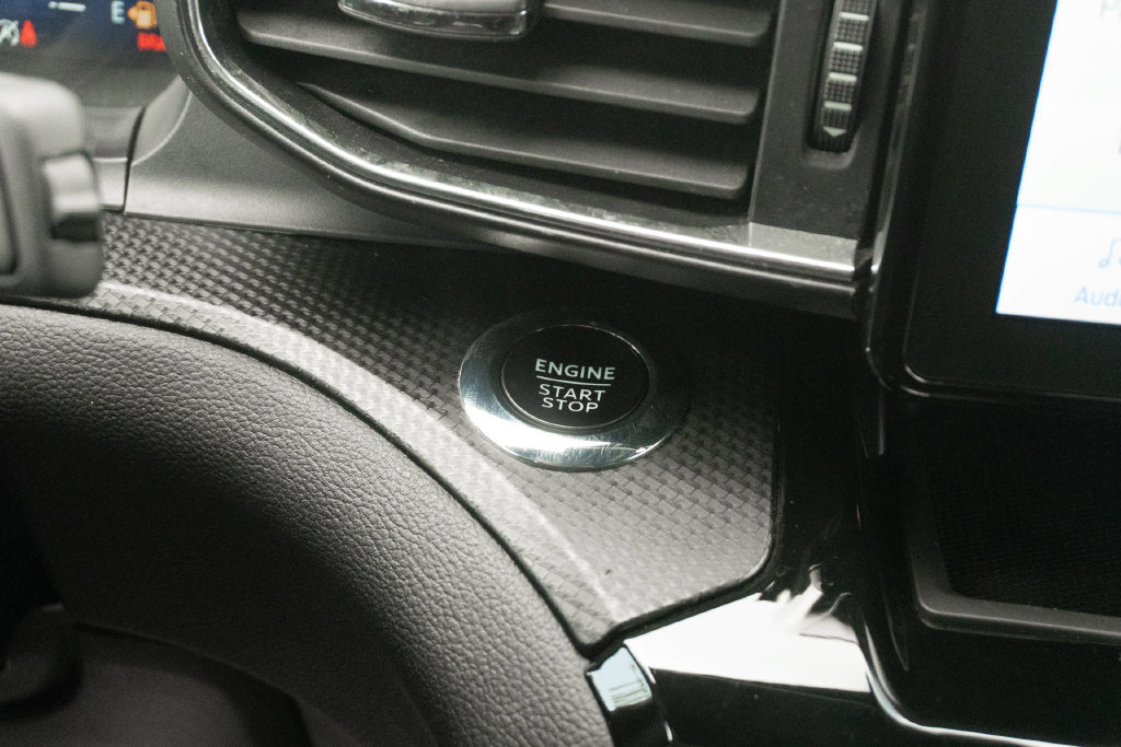 Used 2023 Ford Explorer ST RWD image 28