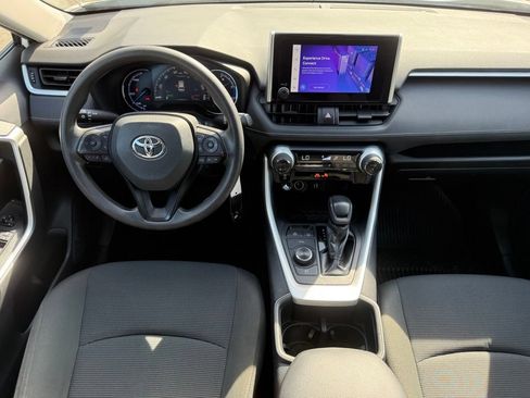 Certified 2023 Toyota RAV4 LE AWD/4WD image 16