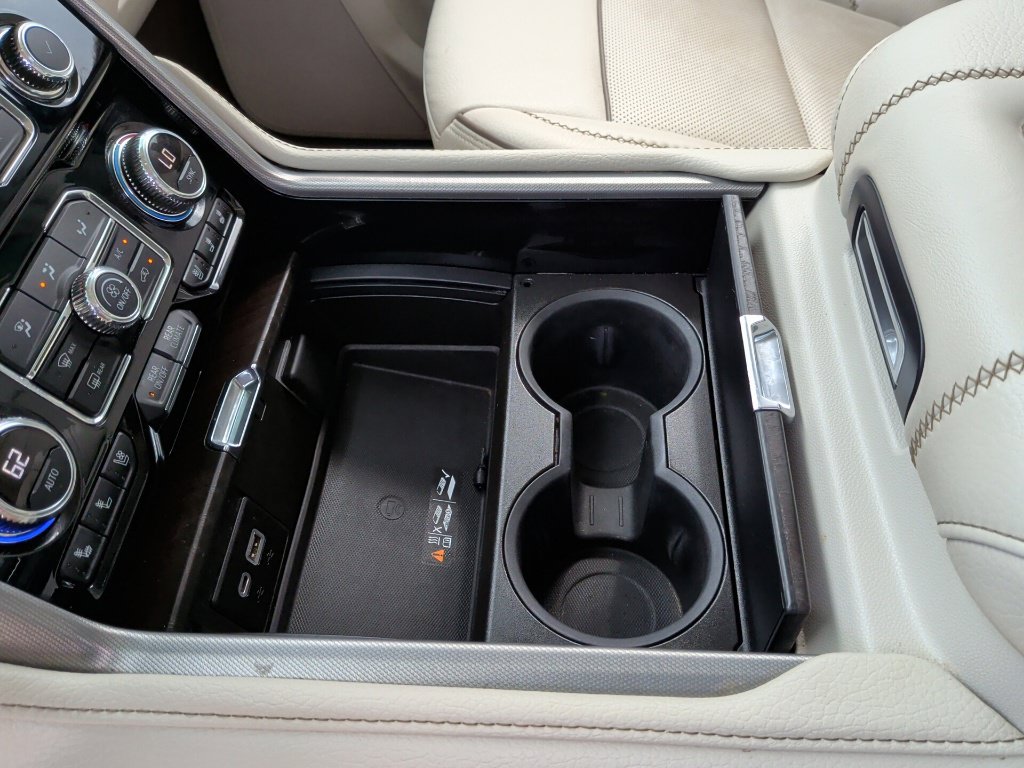 Used 2022 GMC Yukon Denali RWD image 33