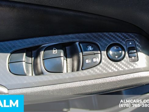 Used 2025 Nissan Altima 2.5 SV FWD image 36