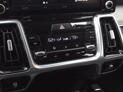 Used 2021 Kia Sorento SX image 17