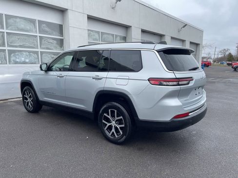 Used 2023 Jeep Grand Cherokee L Limited image 5