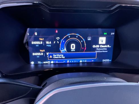 Used 2024 Chevrolet Colorado Z71 w/ Z71 Convenience Package 2 image 21