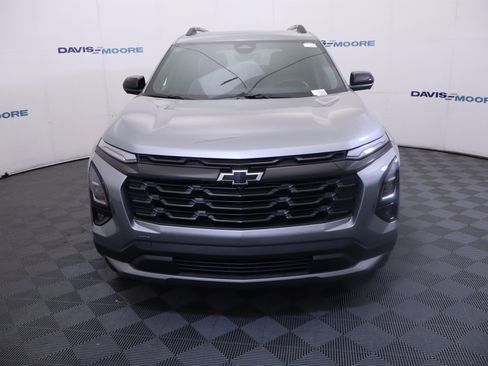 New 2026 Chevrolet Equinox LT w/ Convenience Package II FWD image 14
